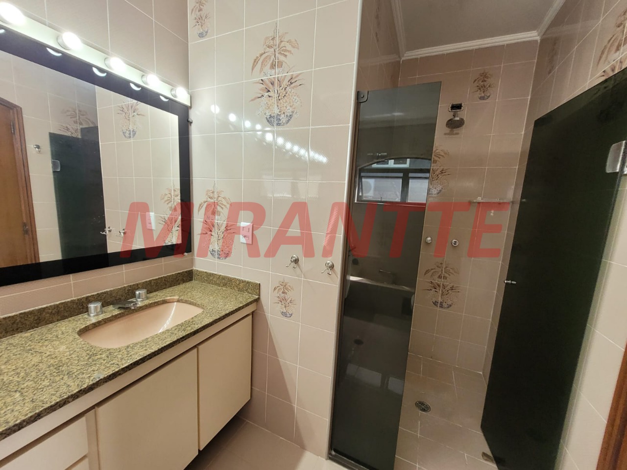 Sobrado de 468m² com 4 quartos em Jardim São Bento