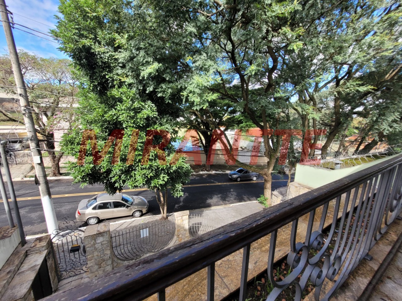 Sobrado de 468m² com 4 quartos em Jardim São Bento