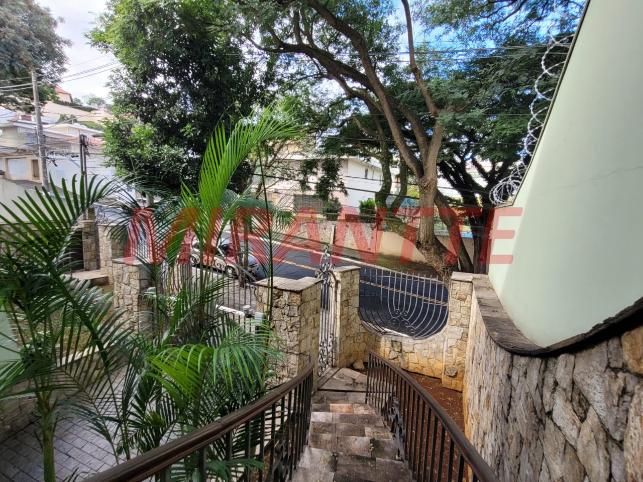 Sobrado de 468m² com 4 quartos em Jardim São Bento