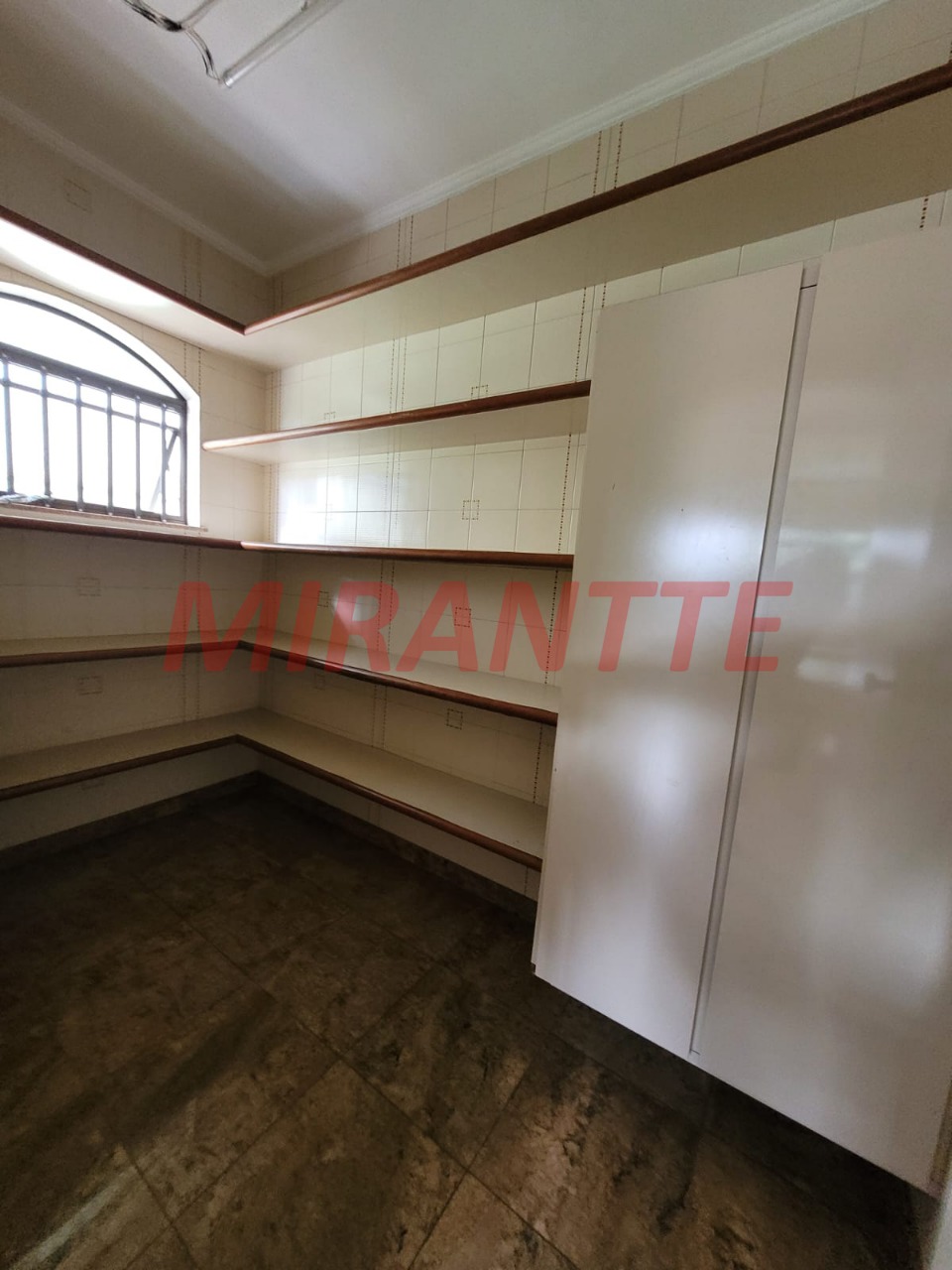 Sobrado de 468m² com 4 quartos em Jardim São Bento