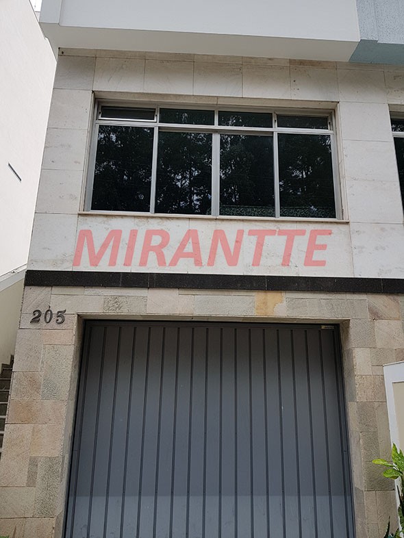 Sobrado de 213m² com 3 quartos em Jardim São Paulo