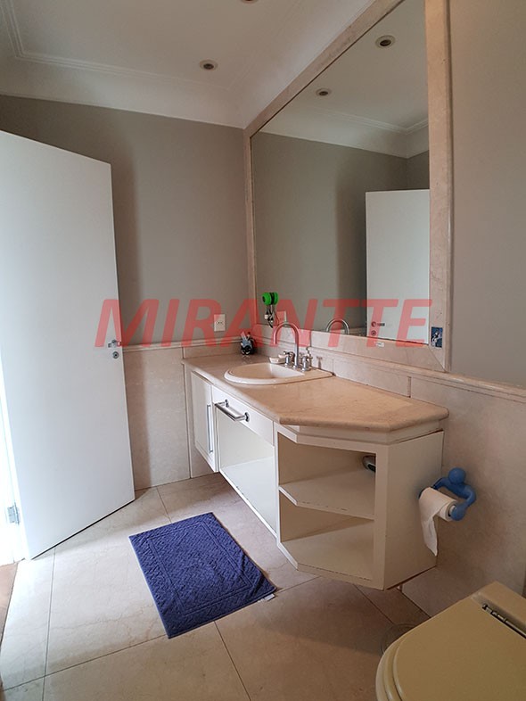 Cond. fechado de 350m² com 3 quartos em Jardim França