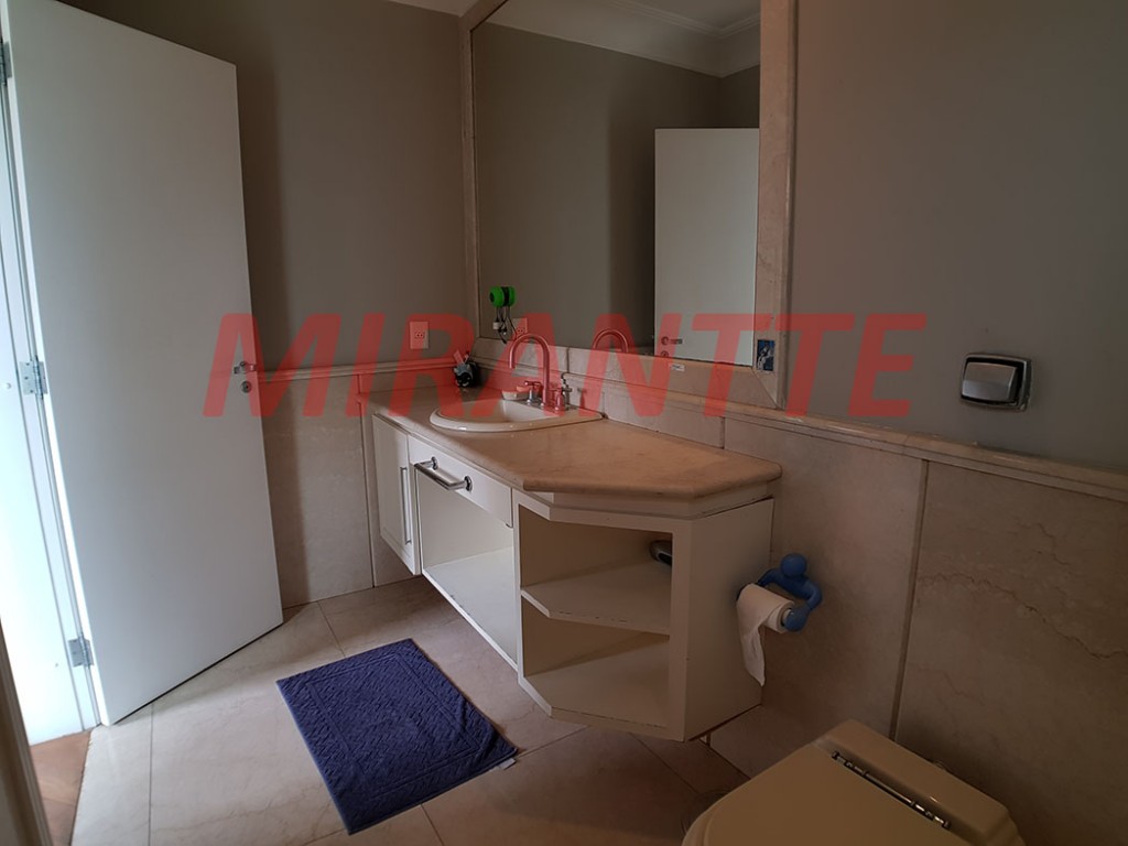 Cond. fechado de 350m² com 3 quartos em Jardim França