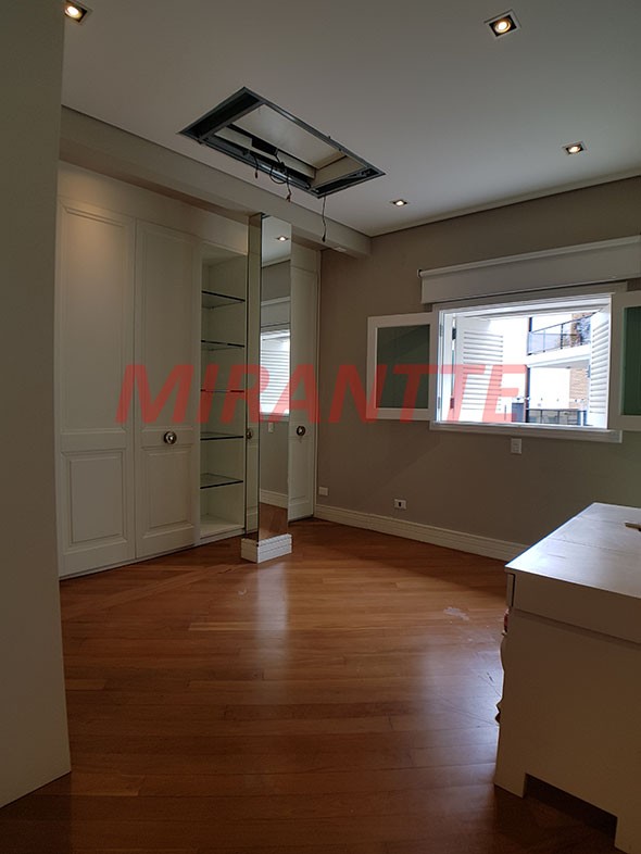 Cond. fechado de 350m² com 3 quartos em Jardim França