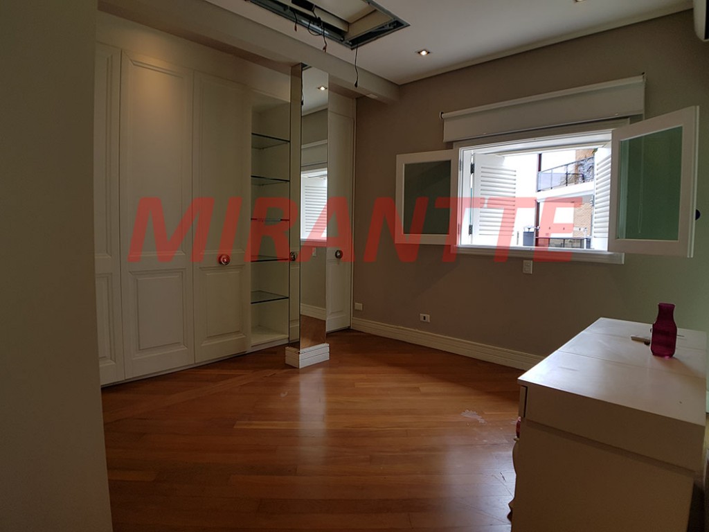 Cond. fechado de 350m² com 3 quartos em Jardim França
