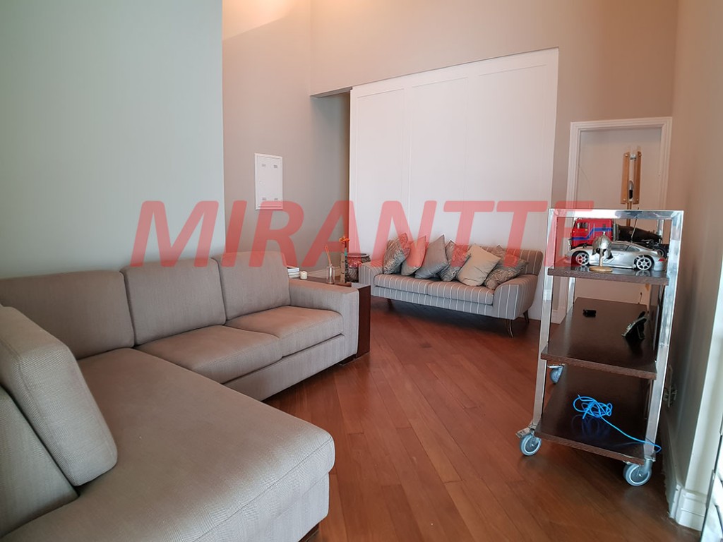 Cond. fechado de 350m² com 3 quartos em Jardim França