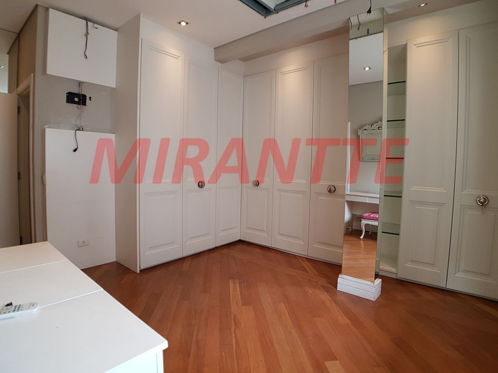Cond. fechado de 350m² com 3 quartos em Jardim França