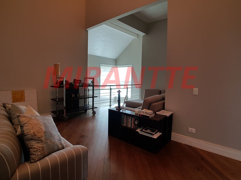 Cond. fechado de 350m² com 3 quartos em Jardim França