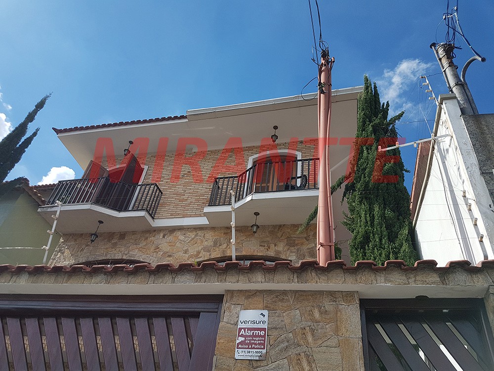 Sobrado de 210m² com 3 quartos em Parada Inglesa