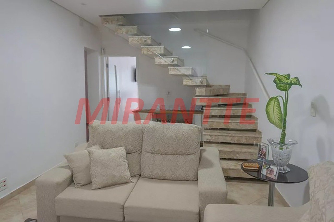 Sobrado de 230m² com 3 quartos em Vila Ester