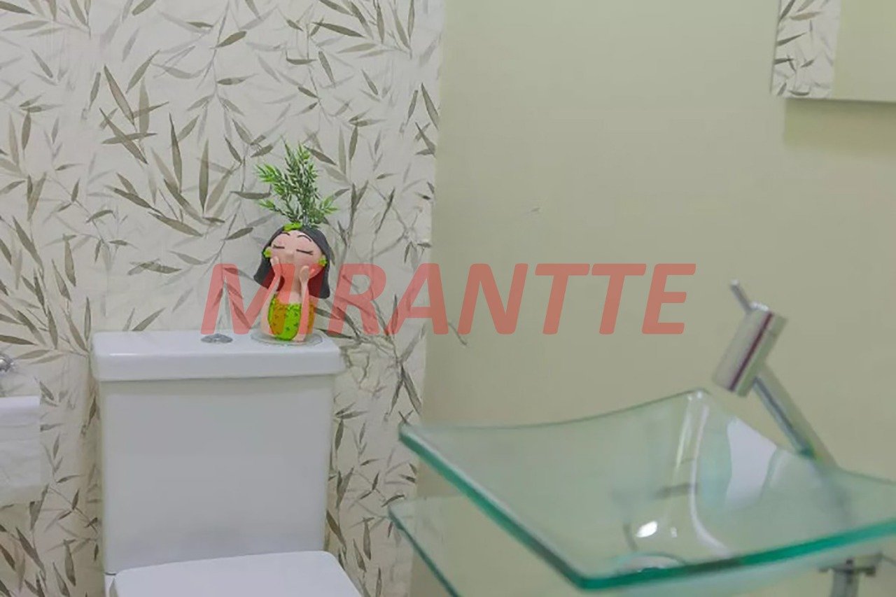 Sobrado de 230m² com 3 quartos em Vila Ester