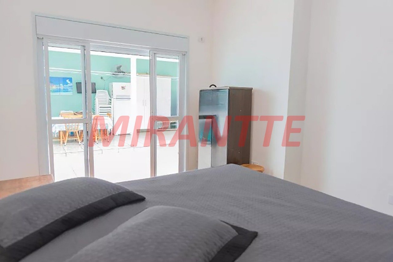 Sobrado de 230m² com 3 quartos em Vila Ester
