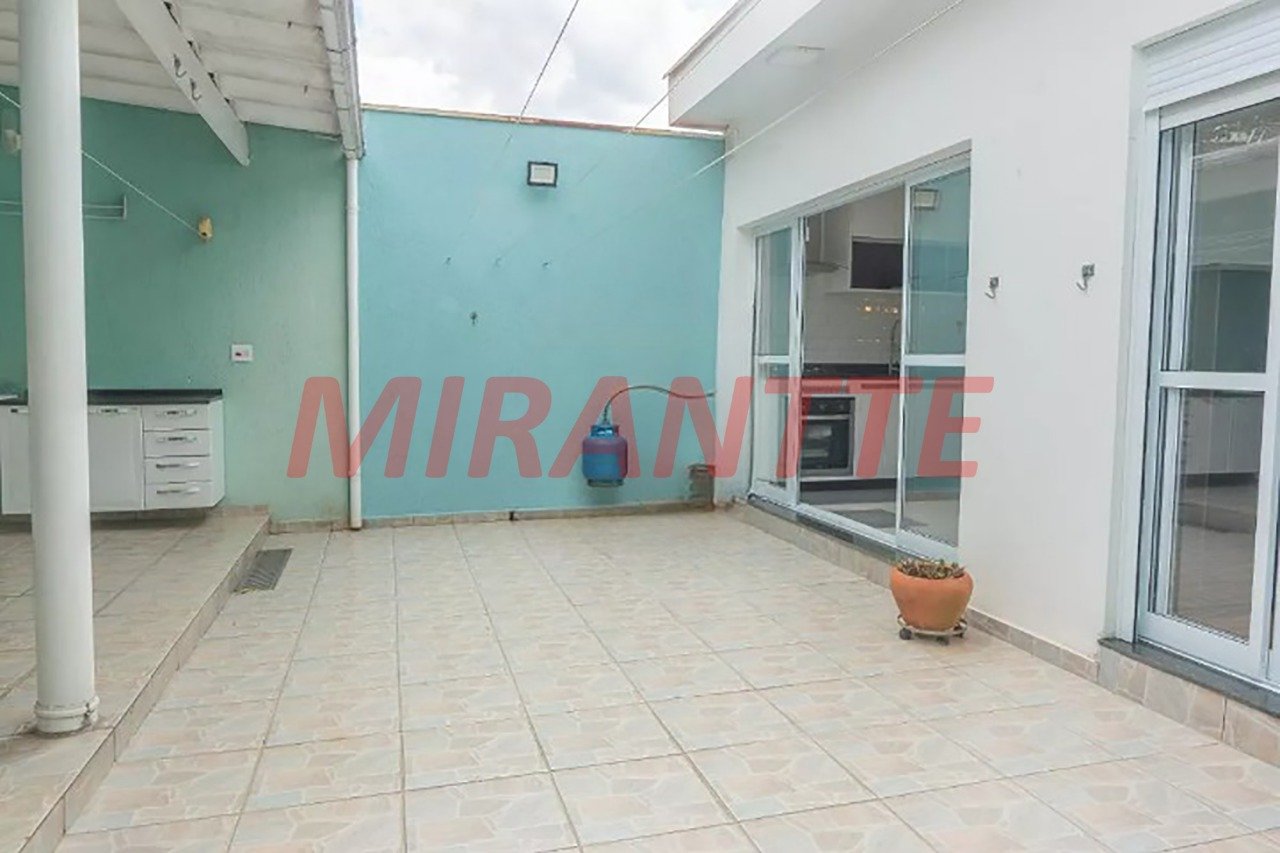 Sobrado de 230m² com 3 quartos em Vila Ester