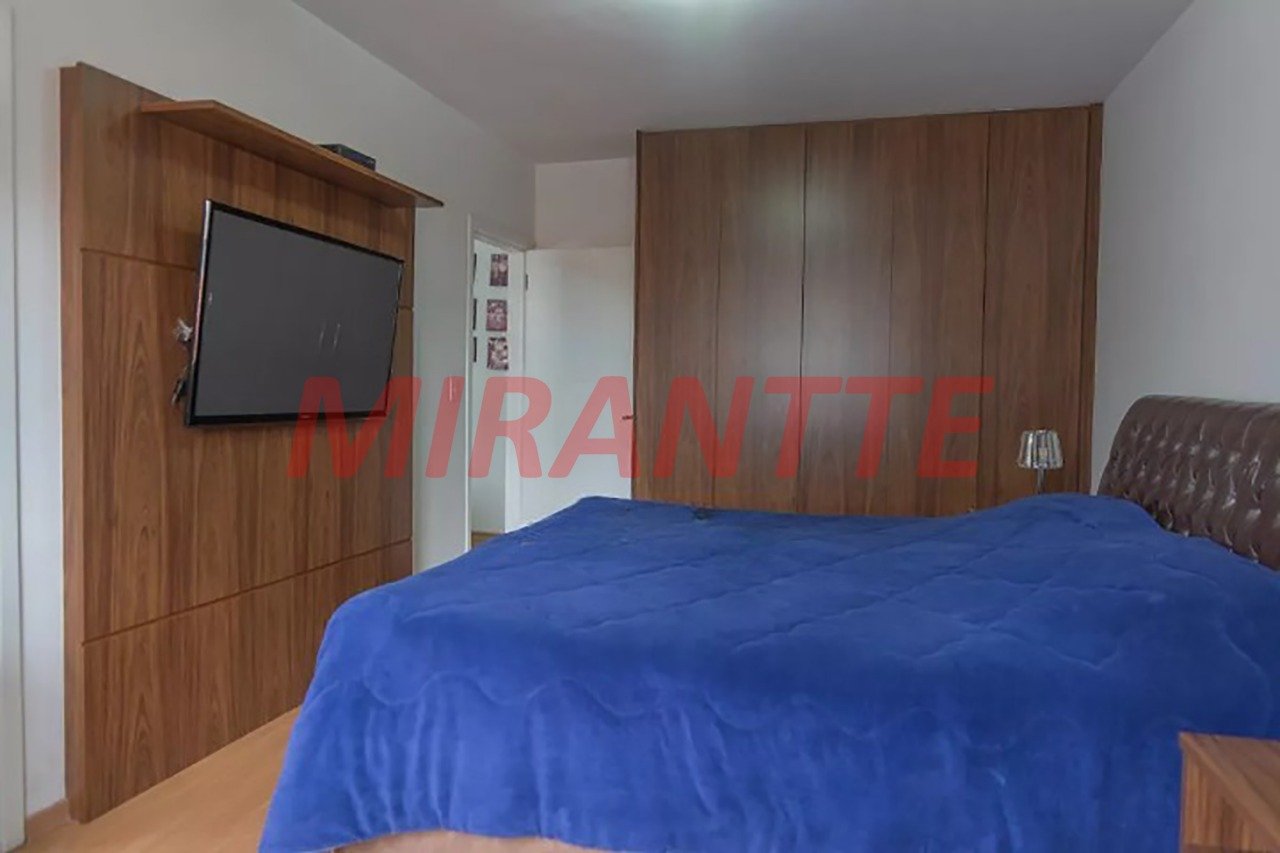 Sobrado de 230m² com 3 quartos em Vila Ester