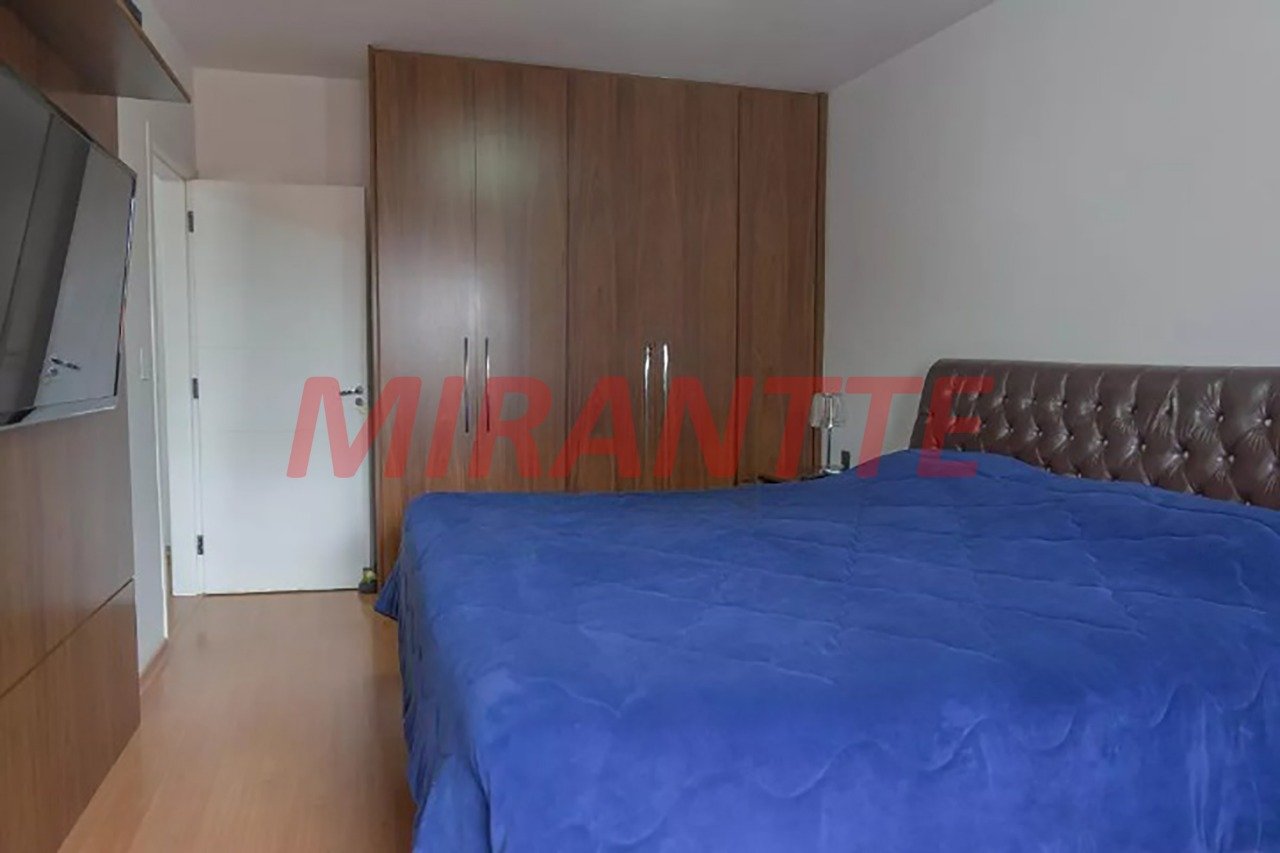 Sobrado de 230m² com 3 quartos em Vila Ester