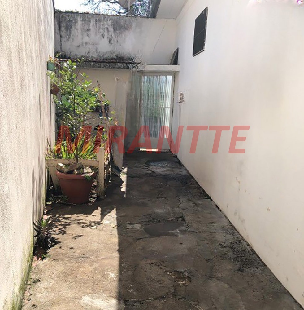 Casa terrea de 148m² com 2 quartos em Água Fria
