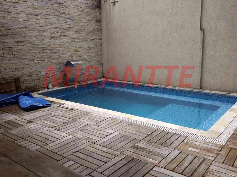 Sobrado de 258m² com 4 quartos em Jordanopolis