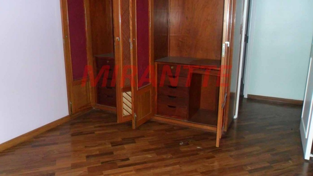 Apartamento de 120m² com 3 quartos em Santana