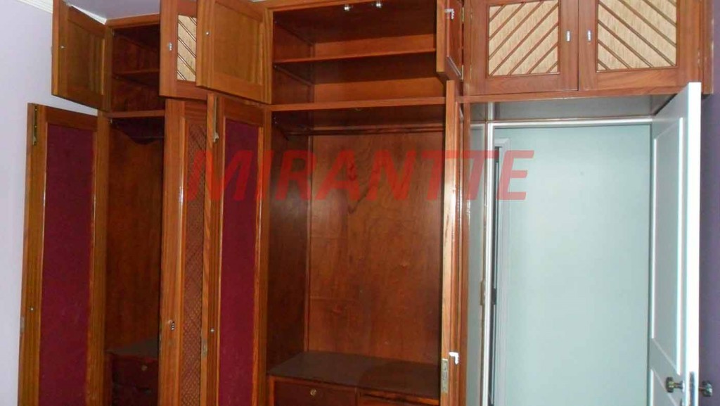 Apartamento de 120m² com 3 quartos em Santana
