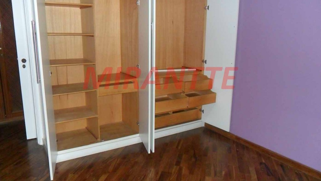 Apartamento de 120m² com 3 quartos em Santana