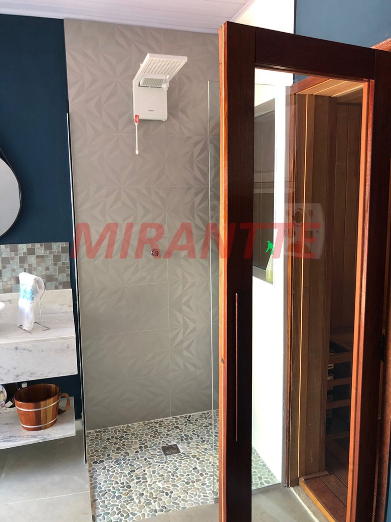 Sobrado de 750m² com 5 quartos em Serra Da Cantareira