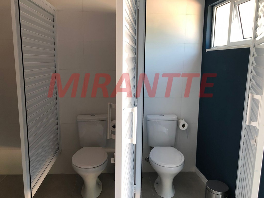 Sobrado de 750m² com 5 quartos em Serra Da Cantareira