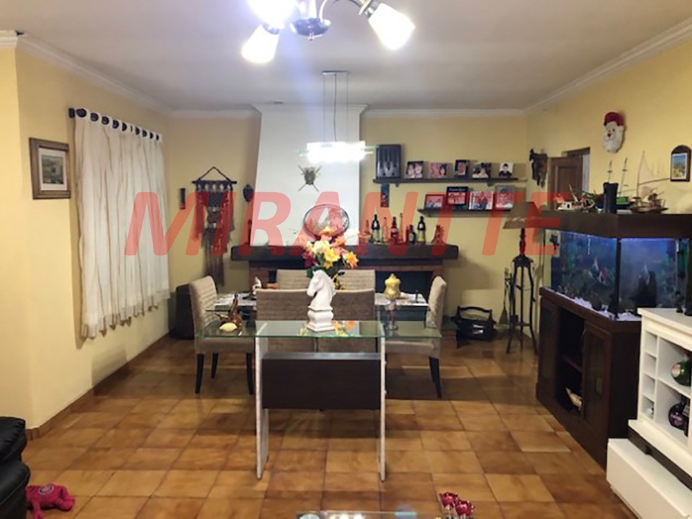 Casa terrea de 140m² com 5 quartos em Santana