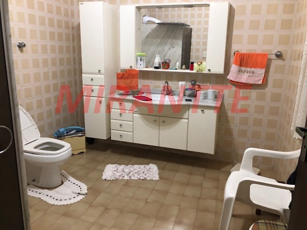 Casa terrea de 140m² com 5 quartos em Santana