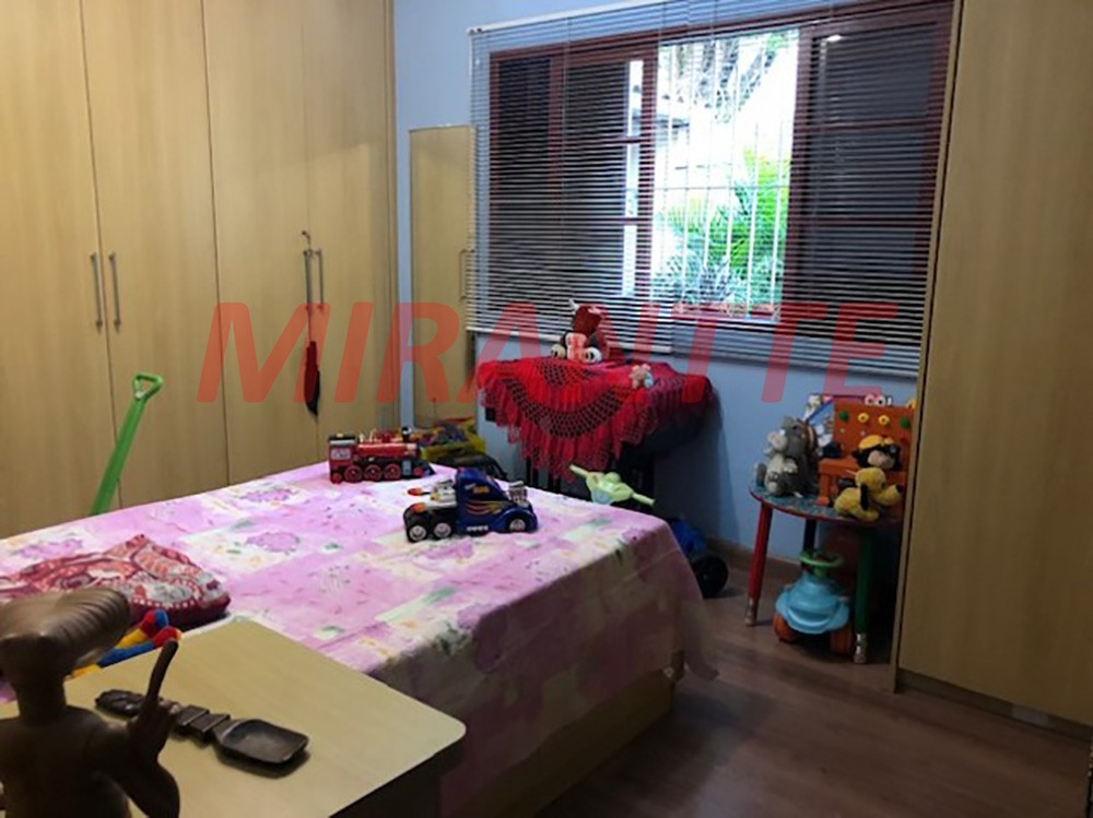 Casa terrea de 140m² com 5 quartos em Santana