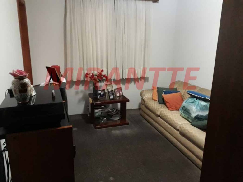 Apartamento com 3 quartos em Santana