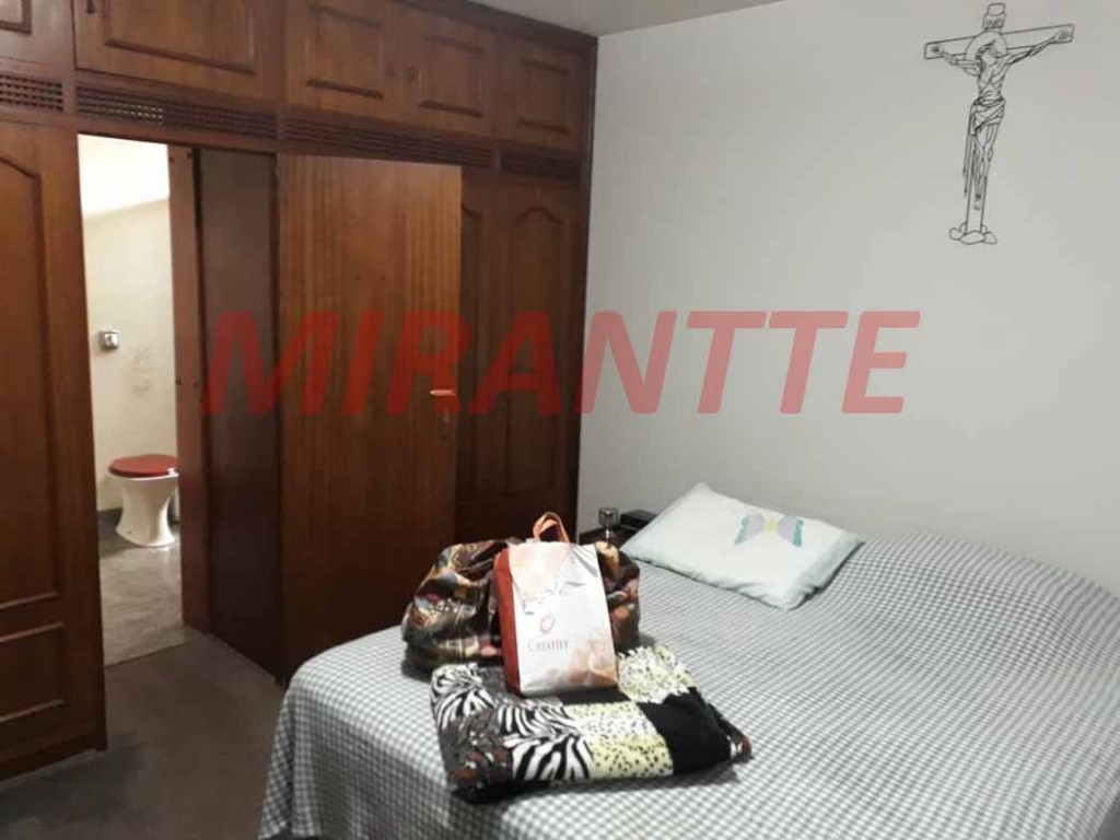 Apartamento com 3 quartos em Santana