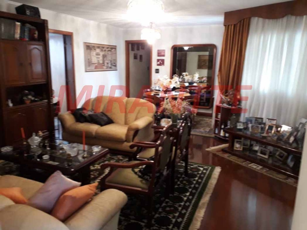 Apartamento com 3 quartos em Santana