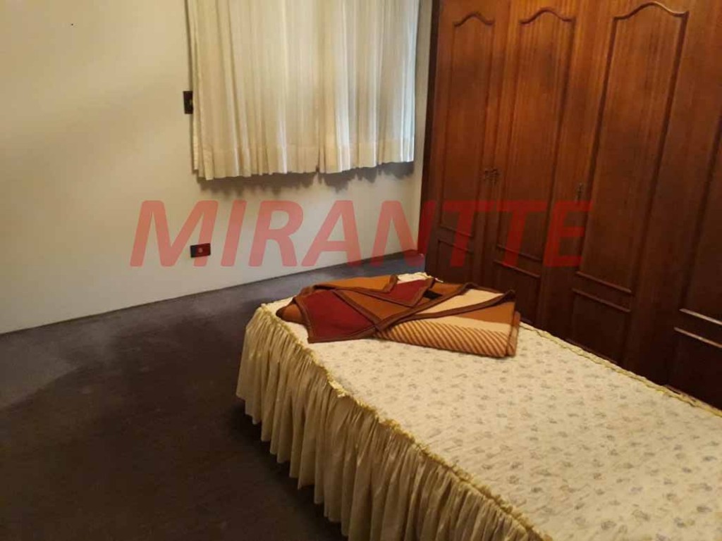 Apartamento com 3 quartos em Santana
