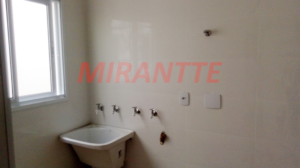 Sobrado de 180m² com 3 quartos em Vila Maria Alta