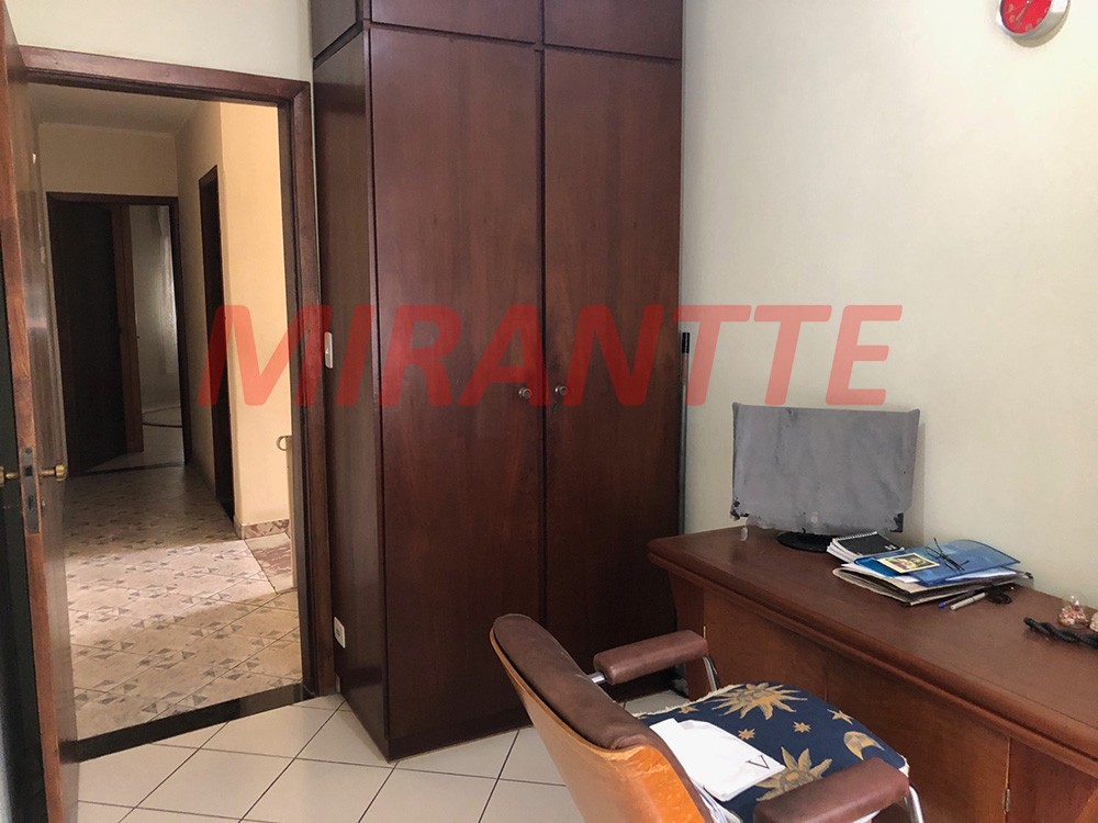 Sobrado de 97m² com 3 quartos em Água Fria