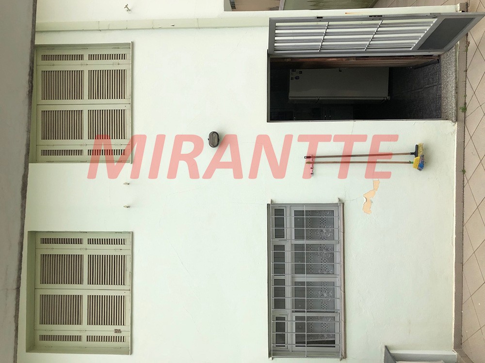 Sobrado de 97m² com 3 quartos em Água Fria