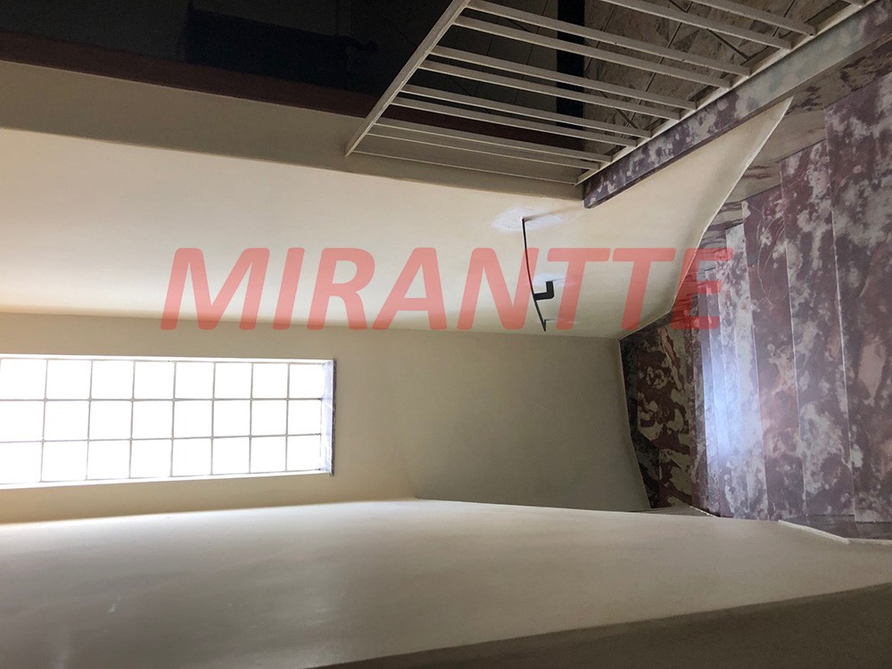 Sobrado de 97m² com 3 quartos em Água Fria