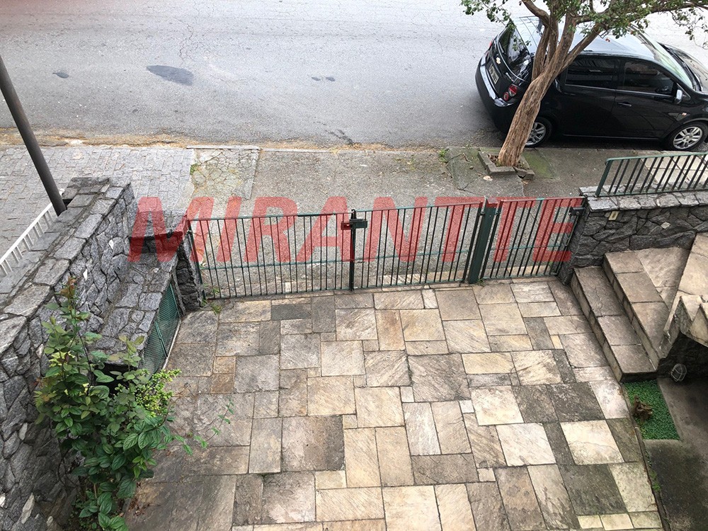 Sobrado de 97m² com 3 quartos em Água Fria