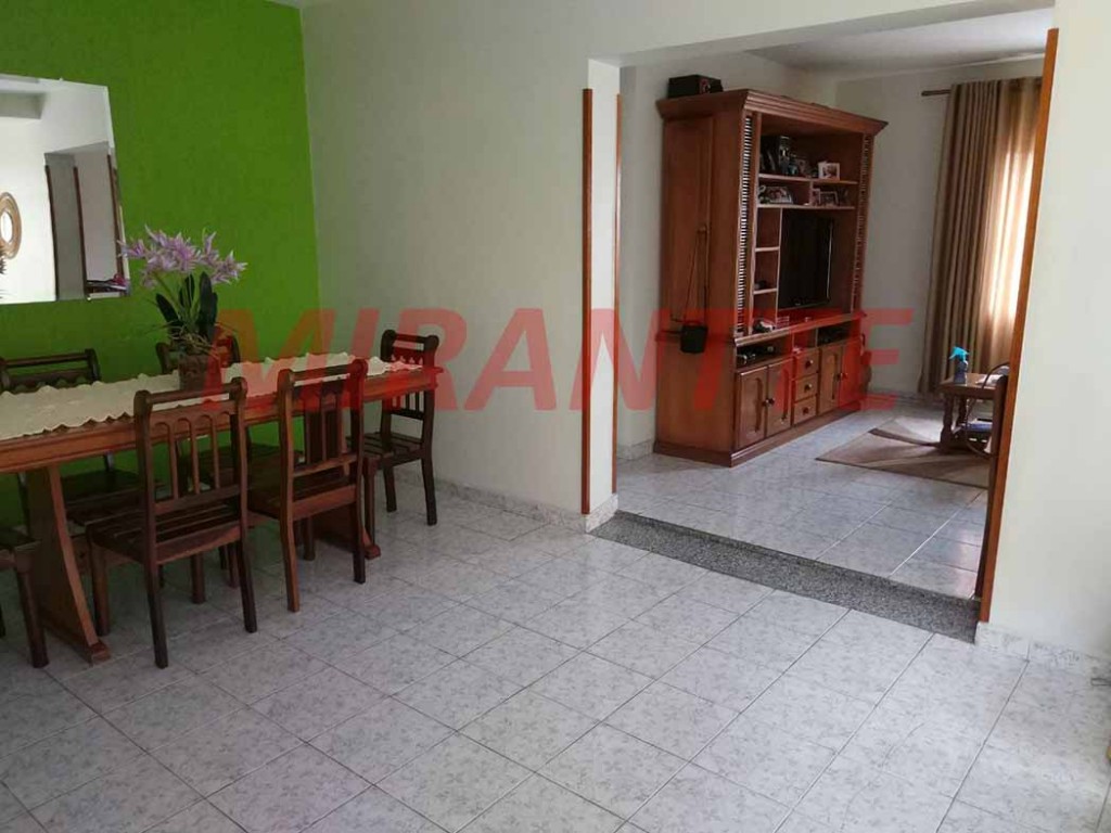 Sobrado de 240m² com 4 quartos em Lauzane Paulista