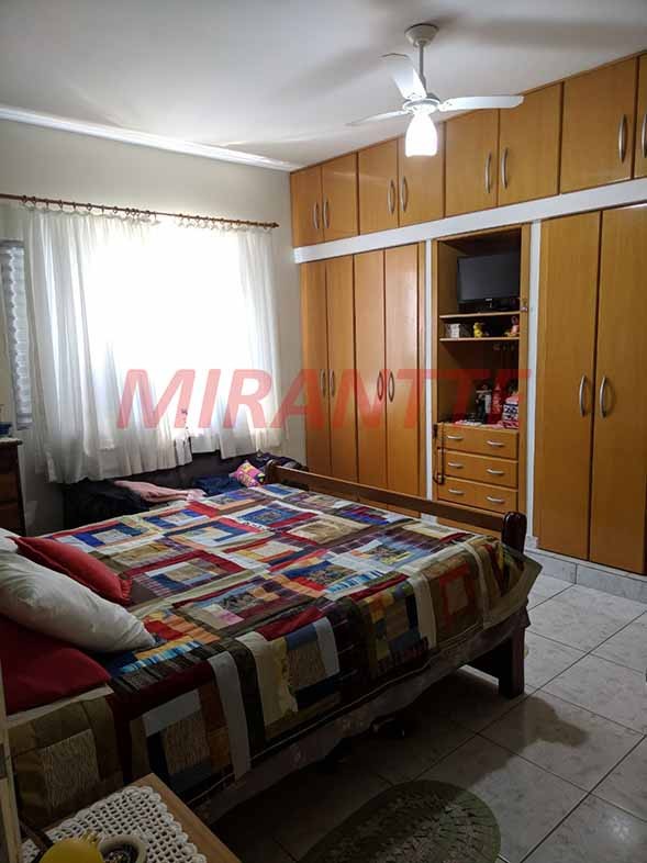 Sobrado de 240m² com 4 quartos em Lauzane Paulista