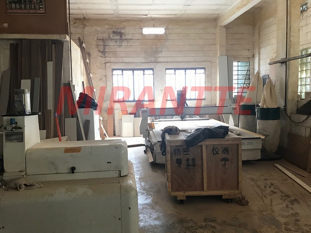Galpao de 1.4m² em Casa Verde Alta