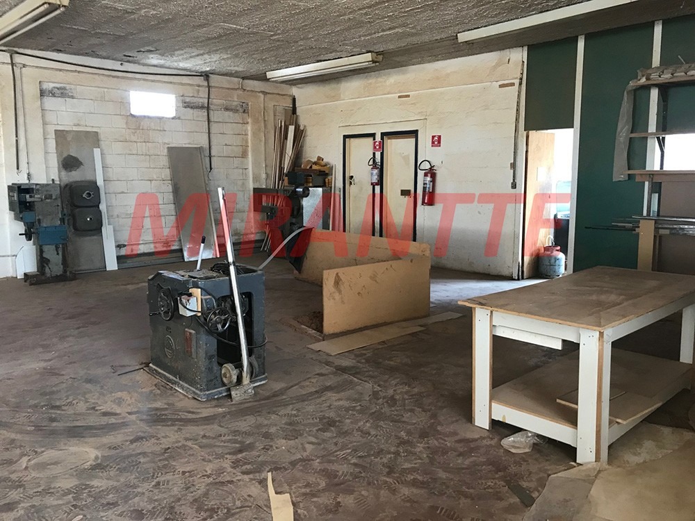 Galpao de 1.4m² em Casa Verde Alta
