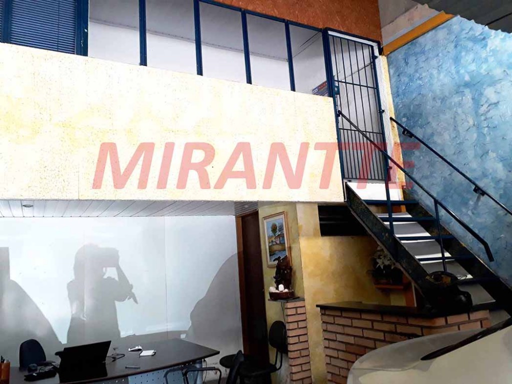 Terreno de 206m² em Santana