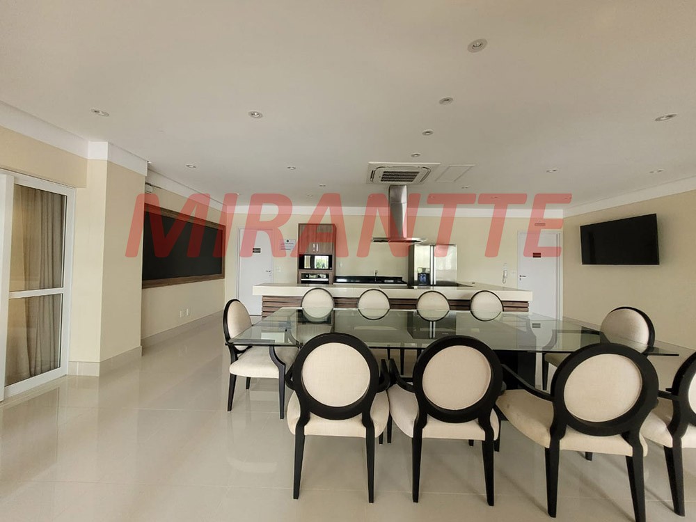 Sobrado de 382m² com 4 quartos em Jardim Virginia Bianca