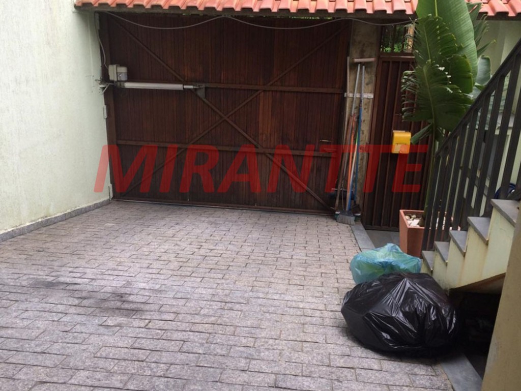 Sobrado de 130m² com 3 quartos em Horto Florestal