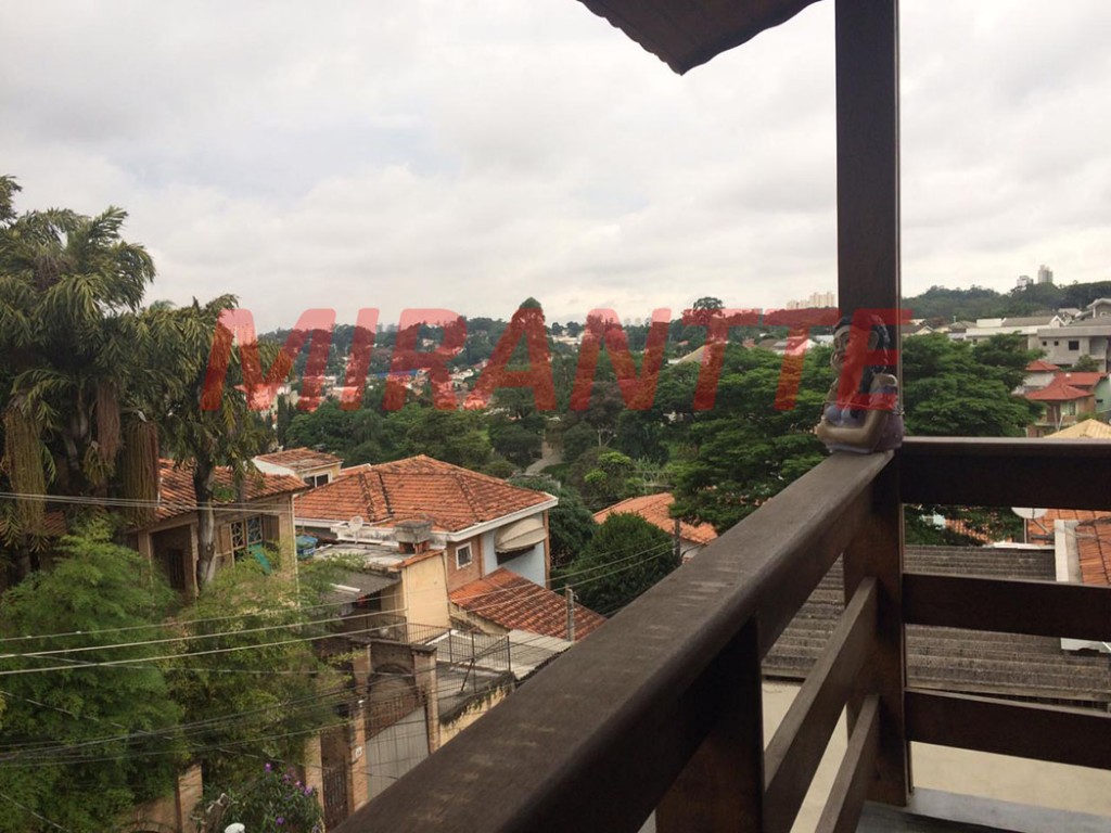 Sobrado de 130m² com 3 quartos em Horto Florestal