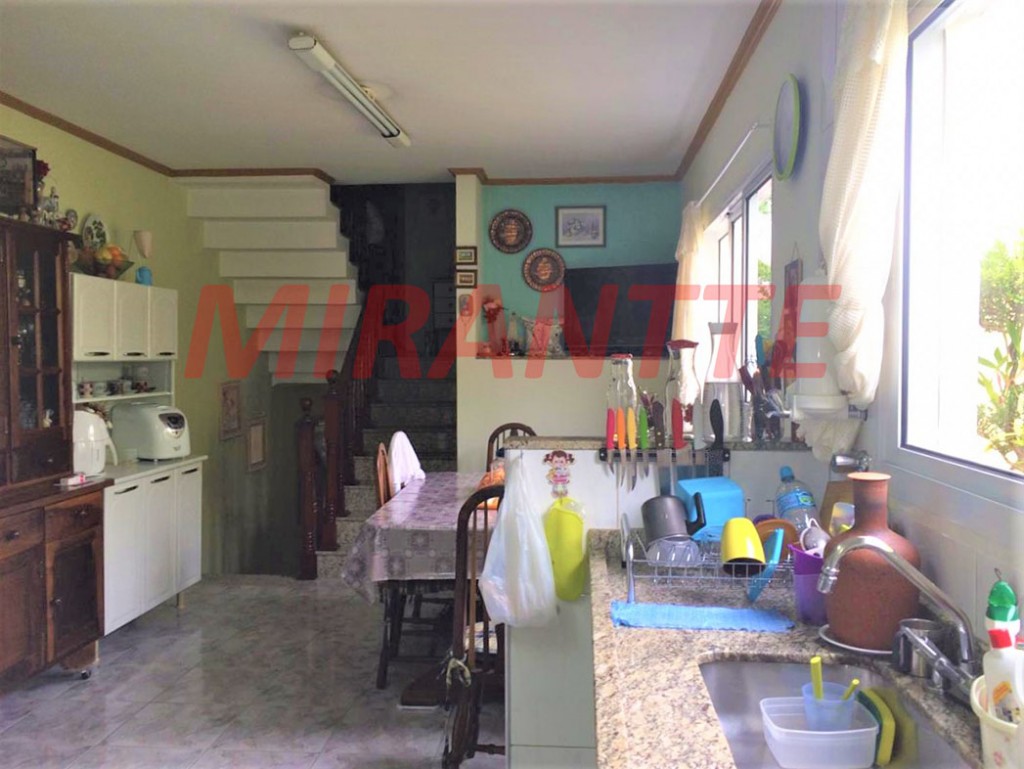 Sobrado de 130m² com 3 quartos em Horto Florestal