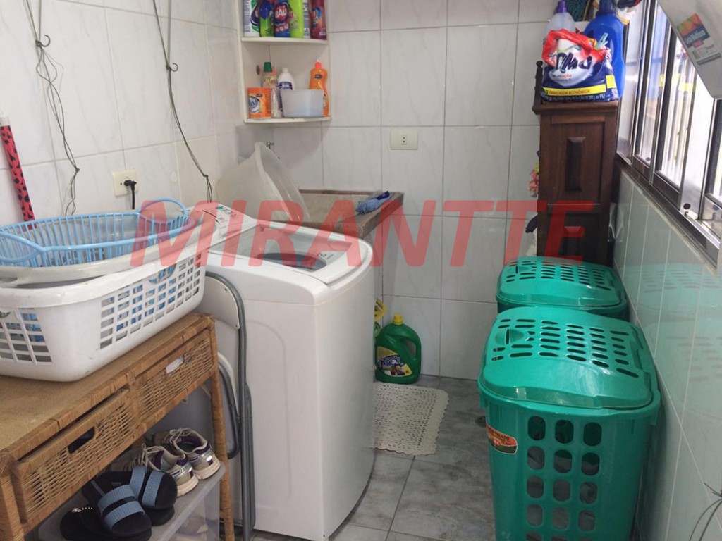 Sobrado de 130m² com 3 quartos em Horto Florestal