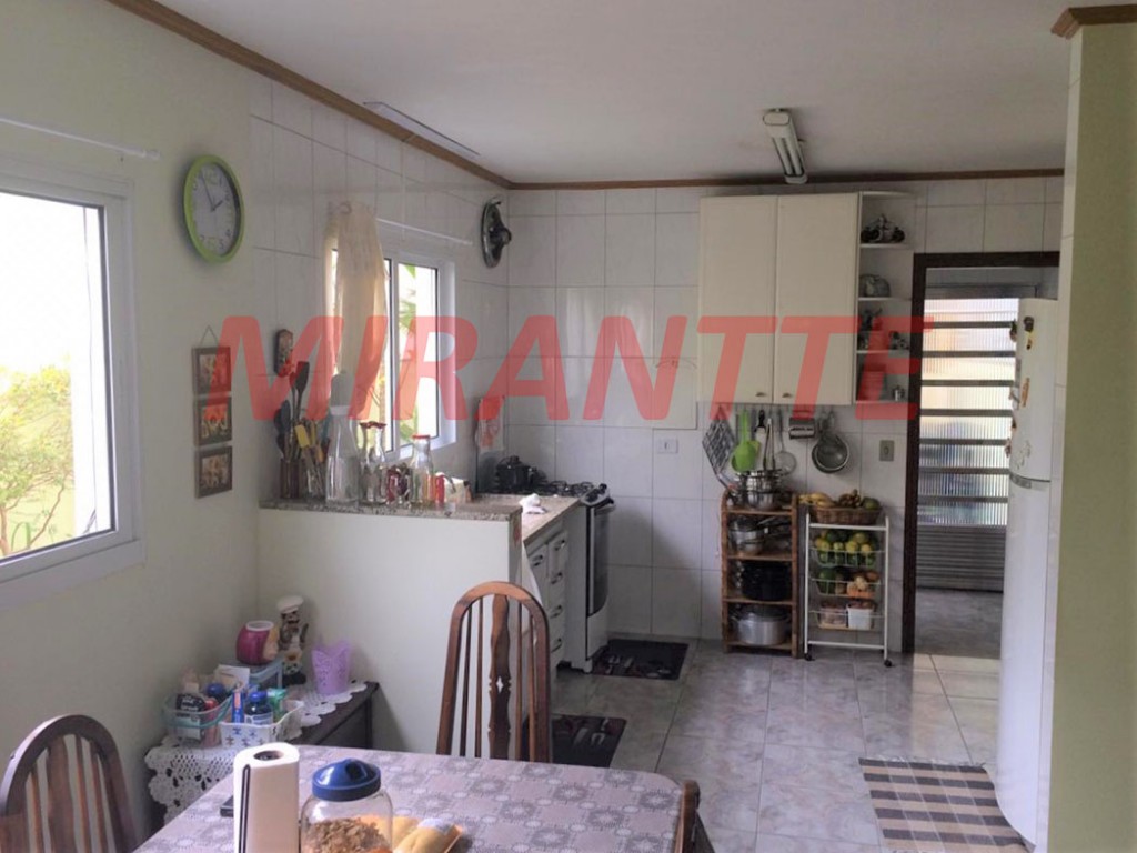 Sobrado de 130m² com 3 quartos em Horto Florestal
