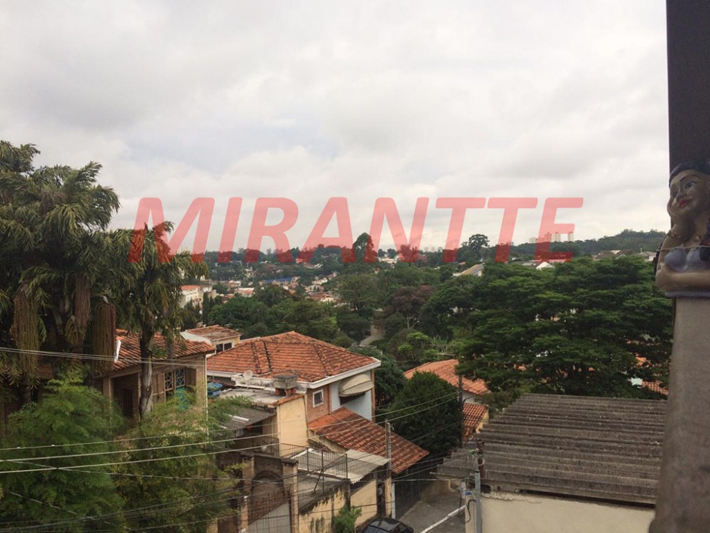 Sobrado de 130m² com 3 quartos em Horto Florestal
